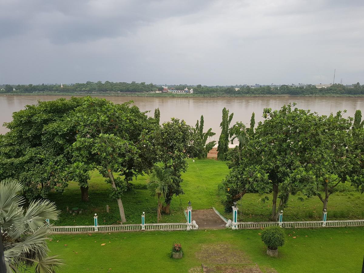 Royal Mekong Riverside Hotel Nong Khai Exterior foto